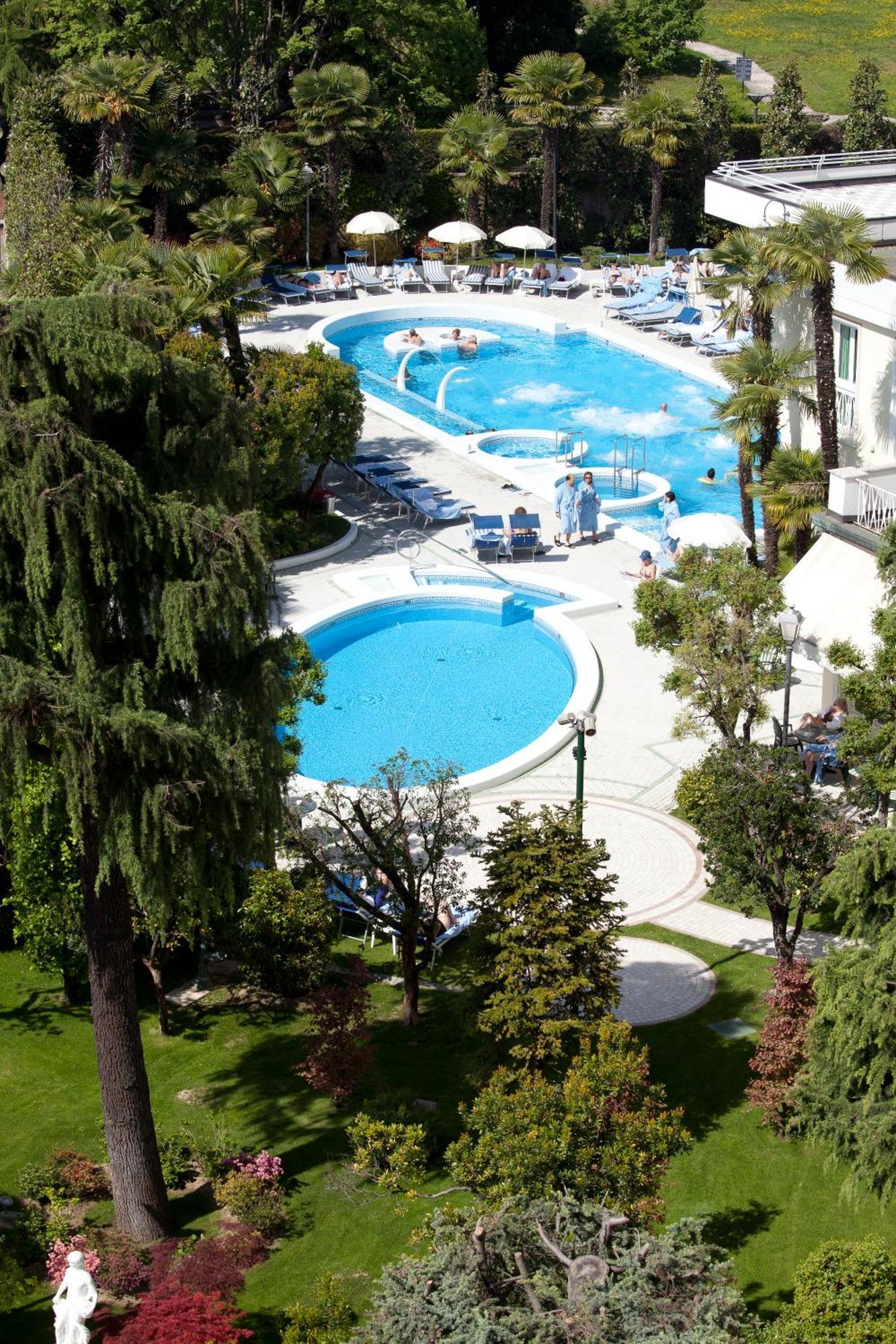Hotel Due Torri อาบาโนแตร์เม ภายนอก รูปภาพ