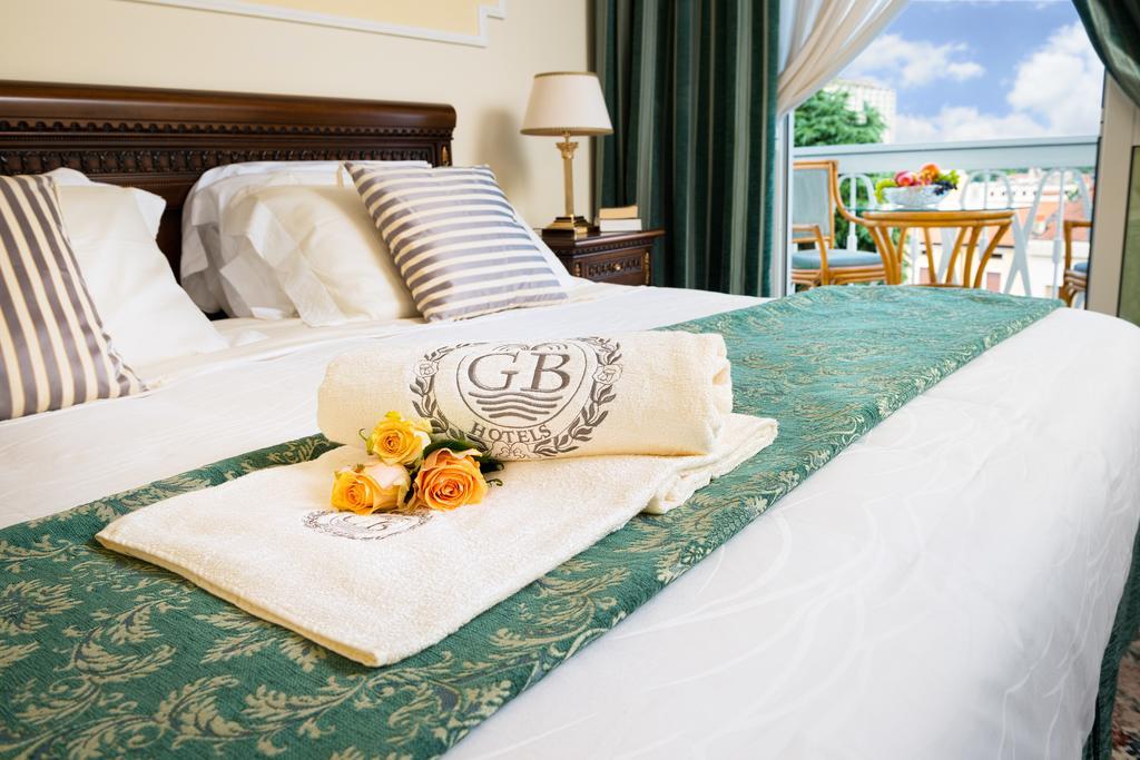 Hotel Due Torri อาบาโนแตร์เม ภายนอก รูปภาพ